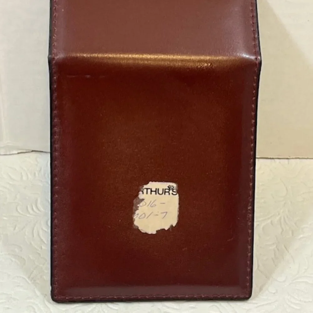 VTG Burgundy Red Leather 3.25